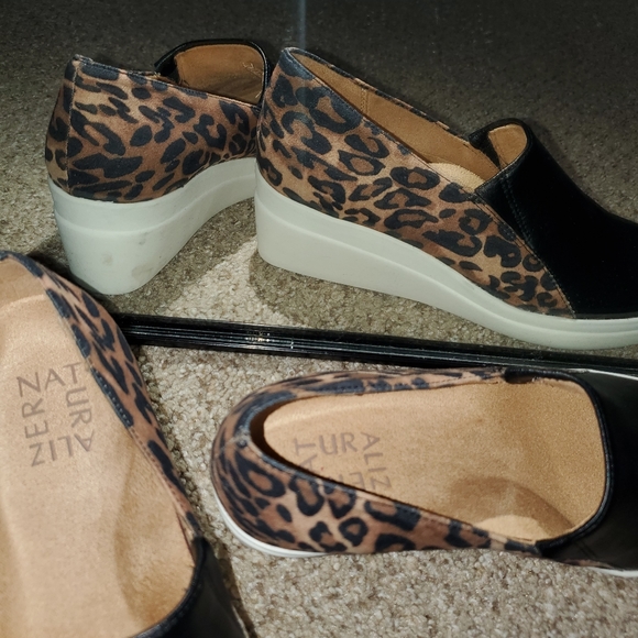 Naturalizer shoes - Picture 2 of 3